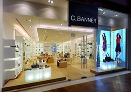 面對(duì)國(guó)際知名品牌強(qiáng)勢(shì)入駐國(guó)內(nèi)市場(chǎng),千由產(chǎn)品品牌躍升時(shí)尚集團(tuán)迫在眉睫 集和經(jīng)過縝密的品牌檢測(cè)與評(píng)估,第一時(shí)間定制一套完美品牌提升策略,及時(shí)幫助千渡過危機(jī)