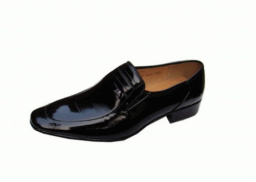 德r特鞋業(yè)加盟條件 德r特鞋業(yè)加盟優(yōu)勢(shì)